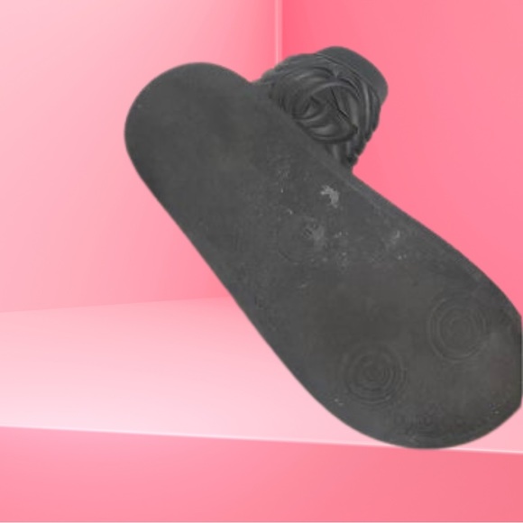 Classic Gucci Matelasse Slides Size 8 - Picture 3 of 5